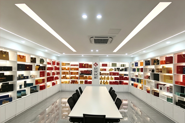 礼盒样品间.jpg